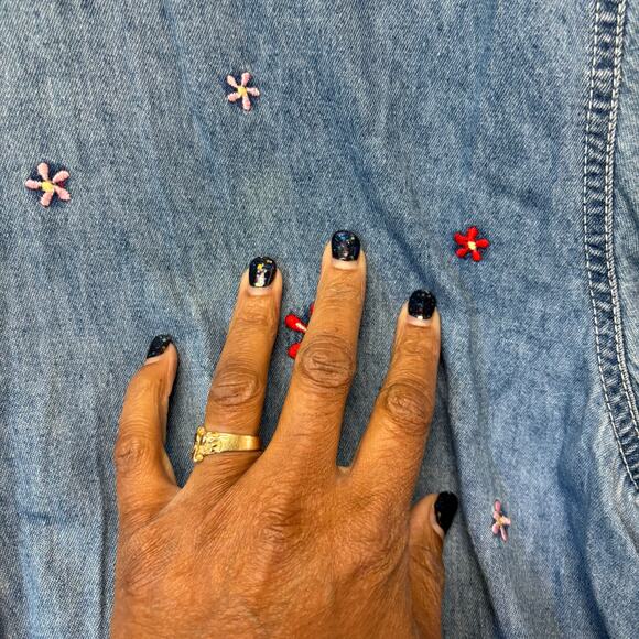 Vintage Bobbie Brooks Denim Shirt Floral Embroidered 2XL Button Up Cottagecore - Picture 10 of 12